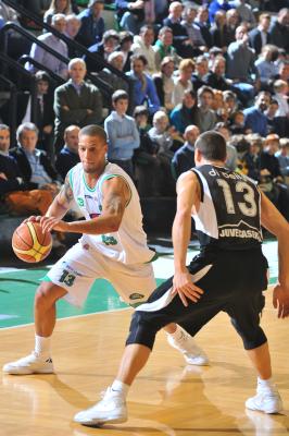 TREVISO 13 12 2009 LBA, CAMPIONATO 2009-2010 BENETTON BASKET - PEPSI CASERTA