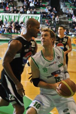 TREVISO 13 12 2009 LBA, CAMPIONATO 2009-2010 BENETTON BASKET - PEPSI CASERTA