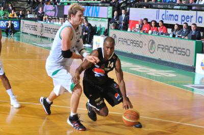 TREVISO 13 12 2009 LBA, CAMPIONATO 2009-2010 BENETTON BASKET - PEPSI CASERTA