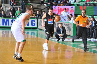 TREVISO 13 12 2009 LBA, CAMPIONATO 2009-2010 BENETTON BASKET - PEPSI CASERTA