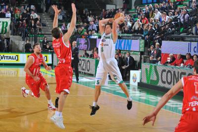 TREVISO 17 01 2020 LBA, CAMPIONATO 2009-2010 BENETTON BASKET - BANCA TERCAS TERAMO