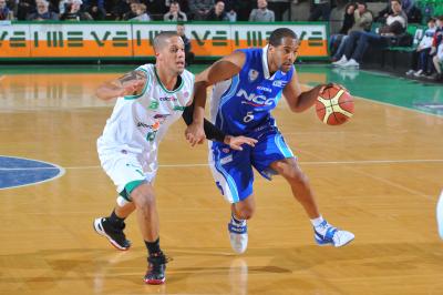 TREVISO 30 01 2020 LBA, CAMPIONATO 2009-2010 BENETTON BASKET - CANTU