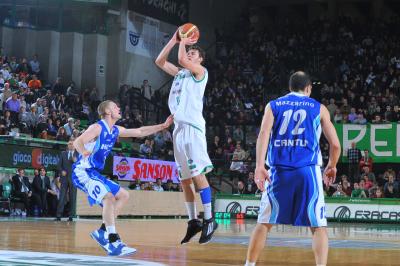 TREVISO 30 01 2020 LBA, CAMPIONATO 2009-2010 BENETTON BASKET - CANTU