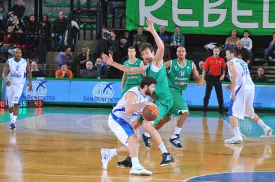 TREVISO 21 02 2010 EUROCUP 2009-2010 BENETTON BASKET - PANILLINIOS