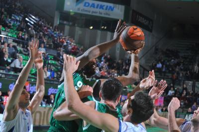 TREVISO 21 02 2010 EUROCUP 2009-2010 BENETTON BASKET - PANILLINIOS