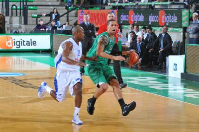 TREVISO 21 02 2010 EUROCUP 2009-2010 BENETTON BASKET - PANILLINIOS