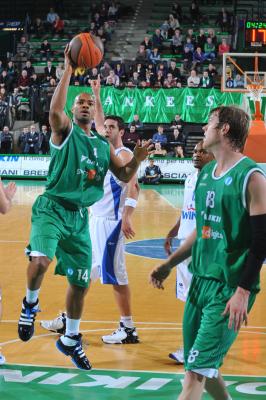 TREVISO 21 02 2010 EUROCUP 2009-2010 BENETTON BASKET - PANILLINIOS