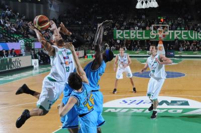 TREVISO 13 03 2020 LBA, CAMPIONATO 2009-2010 BENETTON BASKET -  VANOLI CREMONA