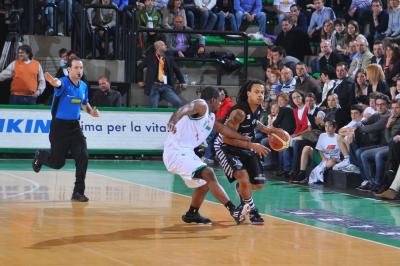 TREVISO 17 04 2010 LBA, CAMPIONATO 2009-2010 BENETTON BASKET -  VIRTUS BOLOGNA