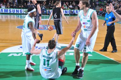 TREVISO 17 04 2010 LBA, CAMPIONATO 2009-2010 BENETTON BASKET -  VIRTUS BOLOGNA