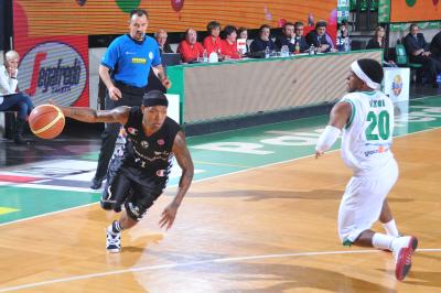 TREVISO 17 04 2010 LBA, CAMPIONATO 2009-2010 BENETTON BASKET -  VIRTUS BOLOGNA