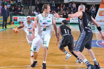 TREVISO 17 04 2010 LBA, CAMPIONATO 2009-2010 BENETTON BASKET -  VIRTUS BOLOGNA