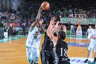 TREVISO 17 04 2010 LBA, CAMPIONATO 2009-2010 BENETTON BASKET -  VIRTUS BOLOGNA