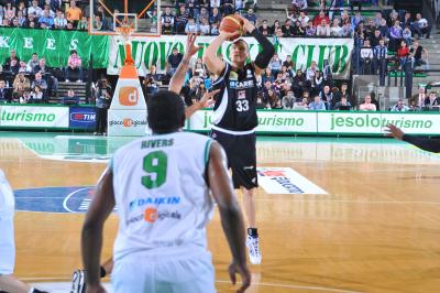 TREVISO 02 05 2010 LBA, CAMPIONATO 2009-2010 BENETTON BASKET -  FERRARA