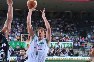 TREVISO 02 05 2010 LBA, CAMPIONATO 2009-2010 BENETTON BASKET -  FERRARA