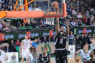 TREVISO 02 05 2010 LBA, CAMPIONATO 2009-2010 BENETTON BASKET -  FERRARA