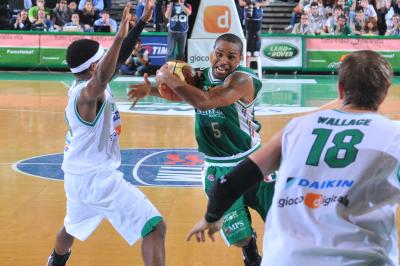 TREVISO 24 05 2010 LBA, PLAY-OFF CAMPIONATO 2009-2010 BENETTON BASKET -  MONTEPASCHI SIENA
