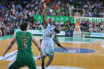 TREVISO 24 05 2010 LBA, PLAY-OFF CAMPIONATO 2009-2010 BENETTON BASKET -  MONTEPASCHI SIENA