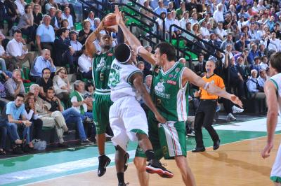 TREVISO 24 05 2010 LBA, PLAY-OFF CAMPIONATO 2009-2010 BENETTON BASKET -  MONTEPASCHI SIENA
