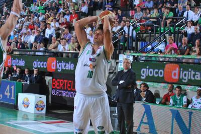 TREVISO 24 05 2010 LBA, PLAY-OFF CAMPIONATO 2009-2010 BENETTON BASKET -  MONTEPASCHI SIENA