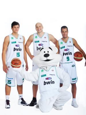 TREVISO 04 10 2010 LBA, CAMPIONATO 2010-2011 BENETTON TREVISO BASKET SHOOTING MAGLIA GIOCO