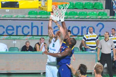 TREVISO 06 10 20101 EUROCUP  2010-2011 BENETTON BASKET - APOEL