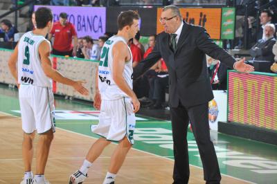 TREVISO 06 11 2010 LBA, CAMPIONATO 2010-2011 BENETTON TREVISO BASKET - VARESE