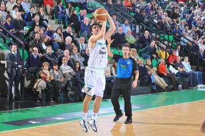 TREVISO 06 11 2010 LBA, CAMPIONATO 2010-2011 BENETTON TREVISO BASKET - VARESE