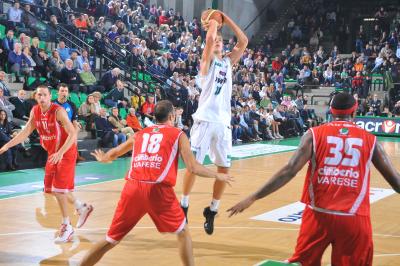 TREVISO 06 11 2010 LBA, CAMPIONATO 2010-2011 BENETTON TREVISO BASKET - VARESE