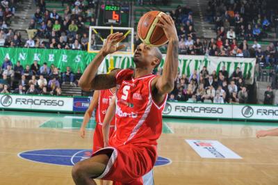 TREVISO 06 11 2010 LBA, CAMPIONATO 2010-2011 BENETTON TREVISO BASKET - VARESE