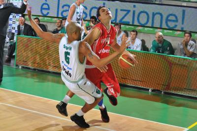 TREVISO 06 11 2010 LBA, CAMPIONATO 2010-2011 BENETTON TREVISO BASKET - VARESE