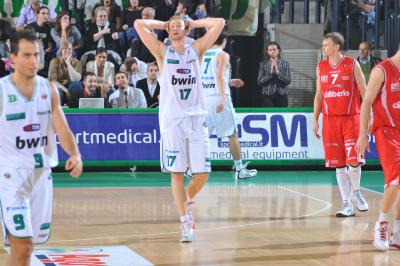 TREVISO 06 11 2010 LBA, CAMPIONATO 2010-2011 BENETTON TREVISO BASKET - VARESE