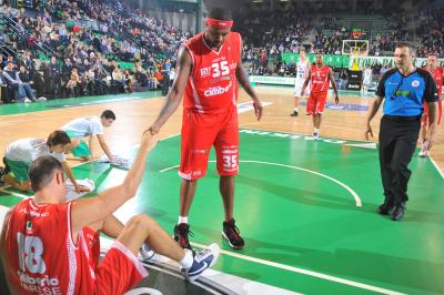 TREVISO 06 11 2010 LBA, CAMPIONATO 2010-2011 BENETTON TREVISO BASKET - VARESE