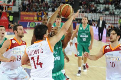 ROMA 14 11 2010 LBA, CAMPIONATO 2010-2011 BENETTON TREVISO BASKET - LOTTOMATICA ROMA