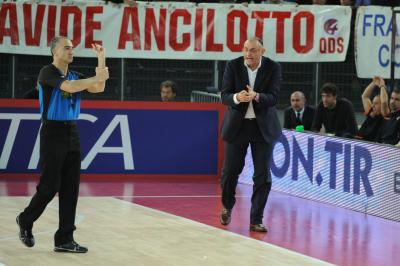 ROMA 14 11 2010 LBA, CAMPIONATO 2010-2011 BENETTON TREVISO BASKET - LOTTOMATICA ROMA