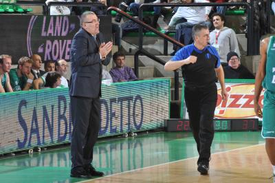 TREVISO 16 11 2010 EUROCUP  2010-2011 BENETTON BASKET - CHORALE ROANNE