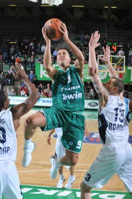 TREVISO 16 11 2010 EUROCUP  2010-2011 BENETTON BASKET - CHORALE ROANNE