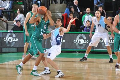TREVISO 16 11 2010 EUROCUP  2010-2011 BENETTON BASKET - CHORALE ROANNE