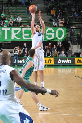 TREVISO 16 11 2010 EUROCUP  2010-2011 BENETTON BASKET - CHORALE ROANNE
