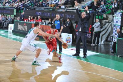 TREVISO 20 11 2010 LBA, CAMPIONATO 2010-2011 BENETTON TREVISO BASKET - BANCA TERCAS TERAMO