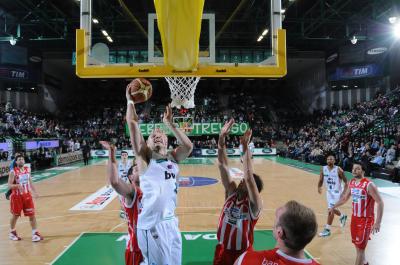 TREVISO 20 11 2010 LBA, CAMPIONATO 2010-2011 BENETTON TREVISO BASKET - BANCA TERCAS TERAMO