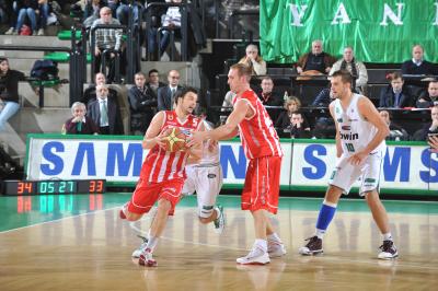TREVISO 20 11 2010 LBA, CAMPIONATO 2010-2011 BENETTON TREVISO BASKET - BANCA TERCAS TERAMO
