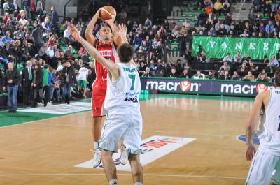 TREVISO 27 11 2010 LBA, CAMPIONATO 2010-2011 BENETTON TREVISO BASKET - PESARO