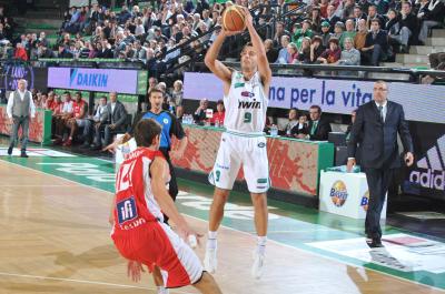 TREVISO 27 11 2010 LBA, CAMPIONATO 2010-2011 BENETTON TREVISO BASKET - PESARO
