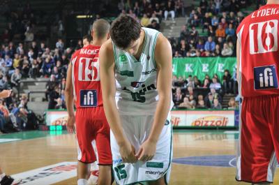 TREVISO 27 11 2010 LBA, CAMPIONATO 2010-2011 BENETTON TREVISO BASKET - PESARO