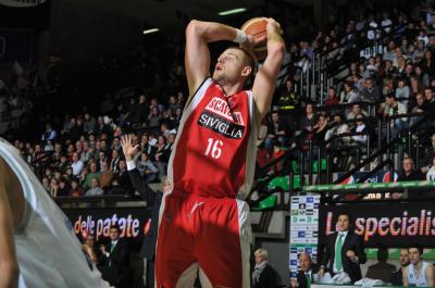 TREVISO 27 11 2010 LBA, CAMPIONATO 2010-2011 BENETTON TREVISO BASKET - PESARO
