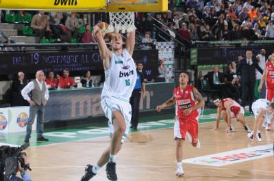 TREVISO 27 11 2010 LBA, CAMPIONATO 2010-2011 BENETTON TREVISO BASKET - PESARO