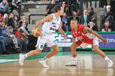 TREVISO 27 11 2010 LBA, CAMPIONATO 2010-2011 BENETTON TREVISO BASKET - PESARO