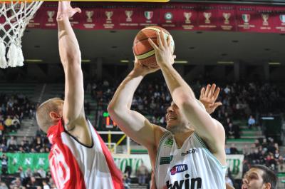 TREVISO 27 11 2010 LBA, CAMPIONATO 2010-2011 BENETTON TREVISO BASKET - PESARO