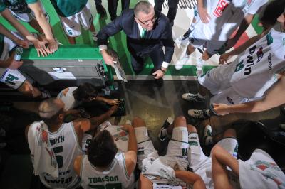 TREVISO 11 12 2010 LBA, CAMPIONATO 2010-2011 BENETTON TREVISO BASKET - ANGELICO BIELLA